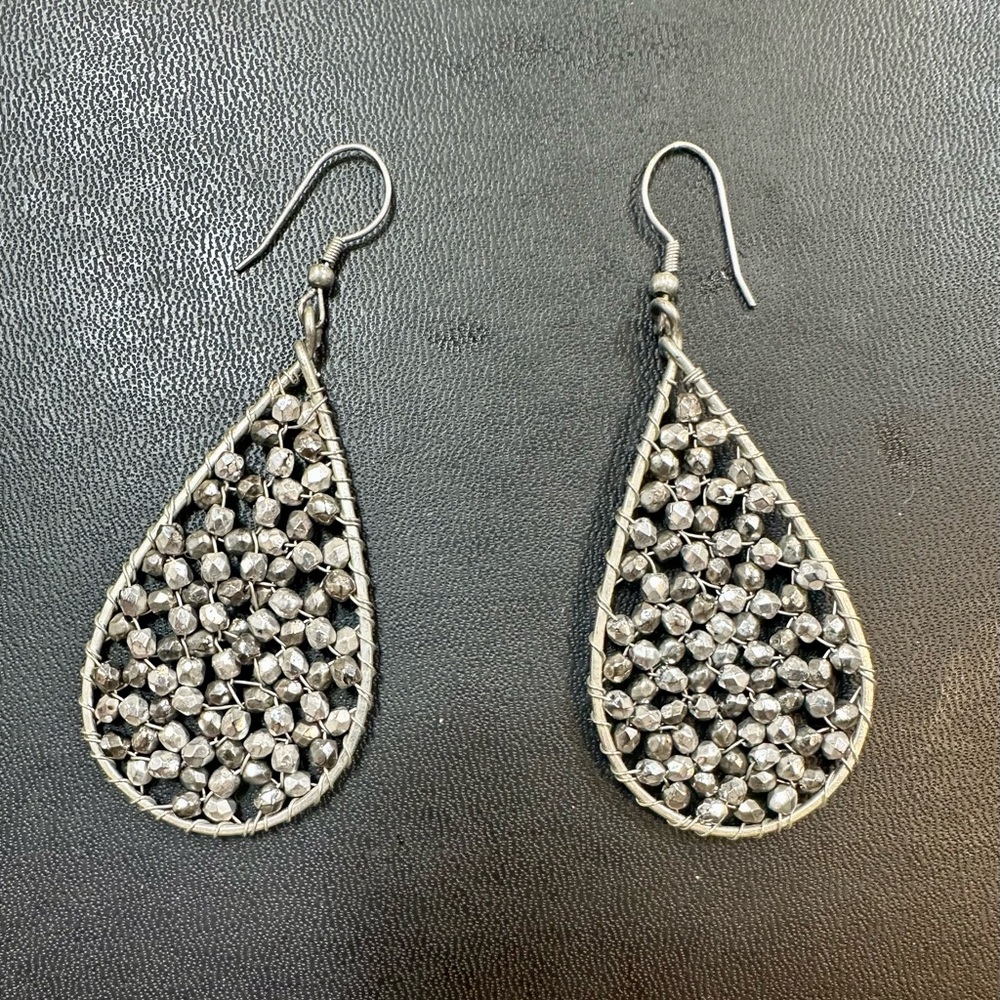 Sparkling Silver Teardrop Earrings